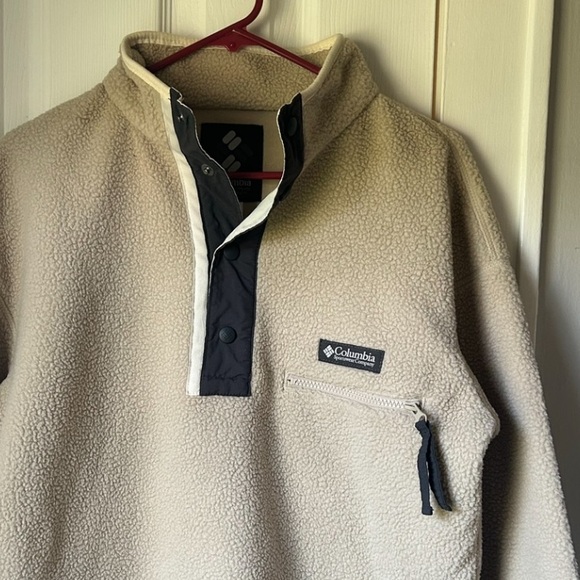 Columbia Half Snap Pullover - Picture 2 of 2